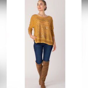 Bella Amore made in Italy beautiful golden lightweight statement shirt